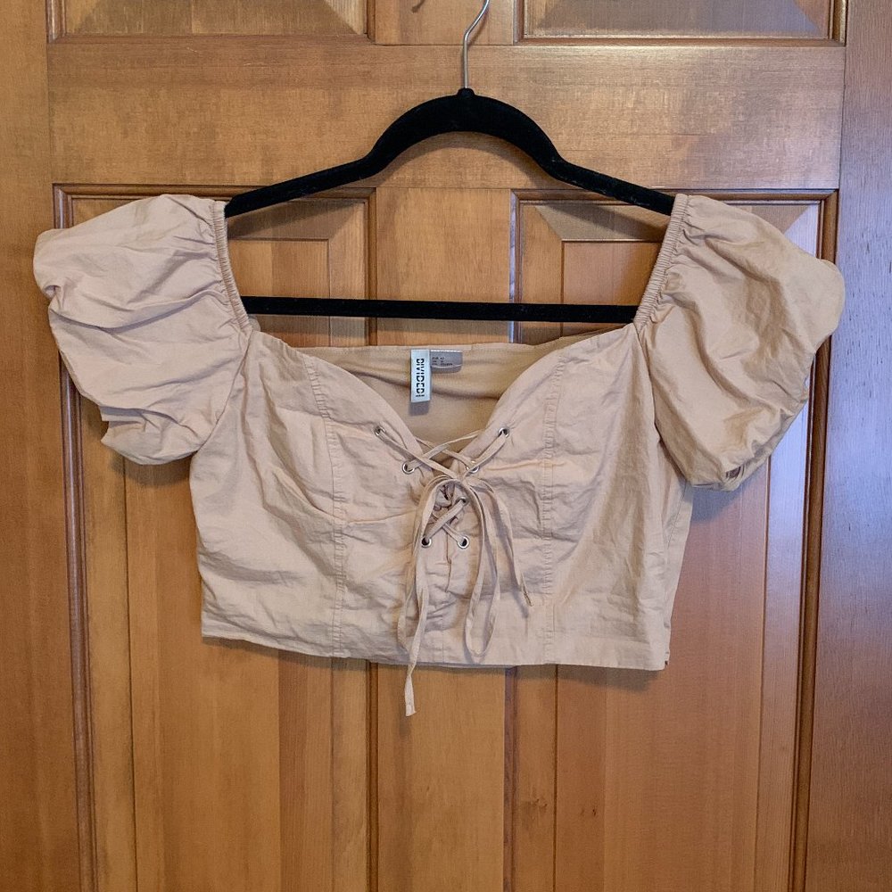 Lace-Up Puff Sleeve Crop Top